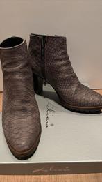 Lilian Enkellaarsjes Maat 39,5, Lilian, Lage of Enkellaarzen, Ophalen of Verzenden, Zo goed als nieuw