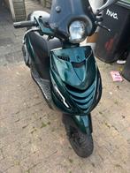 Piaggo zip 4t 50cc, Fietsen en Brommers, Scooters | Piaggio, Ophalen of Verzenden, Zo goed als nieuw, Zip
