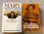 Dee Brown - 2 boeken, Boeken, Ophalen of Verzenden, Gelezen, Spiritualiteit algemeen