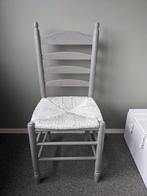 Grijze stoel met rieten zitting, Huis en Inrichting, Stoelen, Ophalen, Riet of Rotan, Gebruikt, Eén