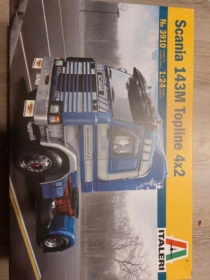 Italeri Scania 143M Topline 4x2 - 1:24 Model Truck, Hobby en Vrije tijd, Modelbouw | Auto's en Voertuigen, Nieuw, Truck, Groter dan 1:32