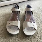 Dames Clarks ‘Active Air’ creme leren sandalen maat 40 UK6½, Beige, Nieuw, Clarks, Sandalen of Muiltjes