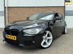 BMW 1-serie 118d High Executive M-Performance SCHUIFDAK/19IN, Auto's, BMW, Euro 5, Achterwielaandrijving, Zwart, 22 km/l