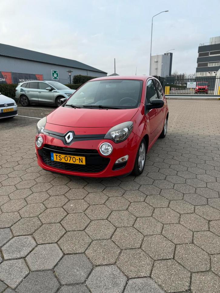 Renault Twingo 1.2 55KW E3 2014 Rood, Auto's, Renault, Bedrijf, Twingo, ABS, Adaptieve lichten, Adaptive Cruise Control, Airbags