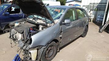 Volkswagen Polo 9N 2004 1.4 16v BKY GJG Grijs LD7W onderdele beschikbaar voor biedingen