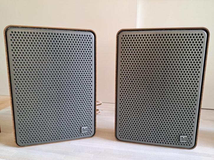 Grundig Flach Box 280 speakers (1977) in nette staat, Audio, Tv en Foto, Luidsprekers, Gebruikt, Front, Rear of Stereo speakers