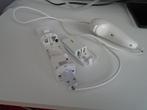 NINTENDO WII controller met rechargeable battery pack, Spelcomputers en Games, Ophalen of Verzenden, Zo goed als nieuw, Draadloos