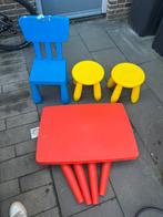 Ikea table and 3 chairs, Kinderen en Baby's, Ophalen, Gebruikt