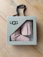 Baby UGG maat 6-12 maanden, UGG, Meisje, Laarsjes, Nieuw