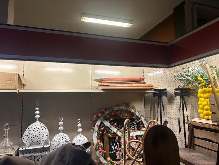 Stellingen retroEsso, Zakelijke goederen, Kantoor en Winkelinrichting | Magazijn, Stelling en Opslag, Ophalen