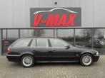 BMW 525i Touring AUT Lifestyle Edition Navi Stoelverw Xenon, Auto's, BMW, Achterwielaandrijving, Beige, Leder en Stof, Zwart