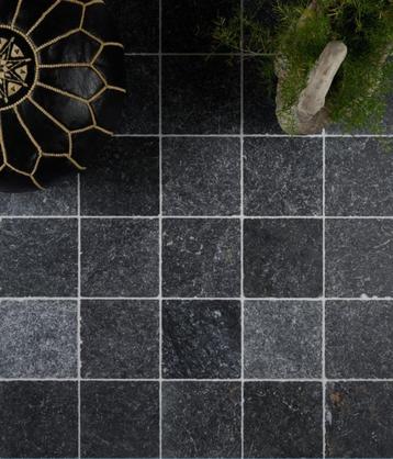 MARMER BLUESTONE TEGELS VEROUDERD 15x15CM beschikbaar voor biedingen