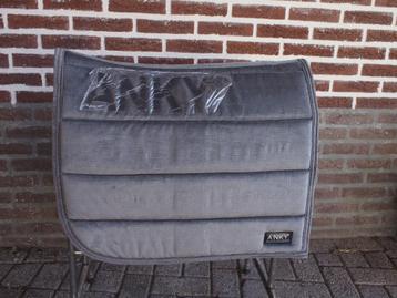 Anky Saddle Pad Dressage Full Anthracite beschikbaar voor biedingen