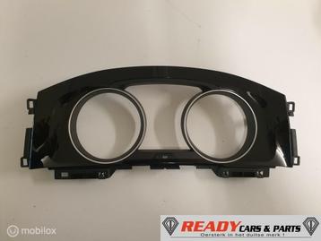 GOLF 7 HOOGGLANS ZWART INLEG Kilometerteller RAND 5G0857189 beschikbaar voor biedingen