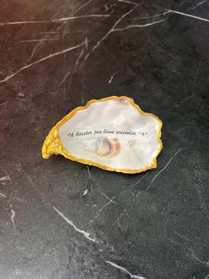 Oester Schelp met Tekst - ik koester jou lieve vriendin, Huis en Inrichting, Woonaccessoires | Overige, Nieuw, Ophalen of Verzenden