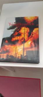 Zaanse Brandkroniek 1941-2000, Ophalen of Verzenden, Zo goed als nieuw