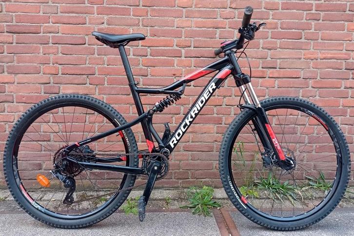 Rockrider ST530 S volledig geveerd frame. 100% in orde, Fietsen en Brommers, Fietsen | Mountainbikes en ATB, Zo goed als nieuw