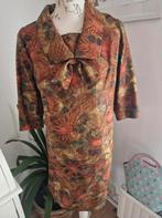 Vintage Jurk, handgemaakt jaren '60/'70, Kleding | Dames, Jurken, Bruin, Ophalen of Verzenden, Zo goed als nieuw, Knielengte
