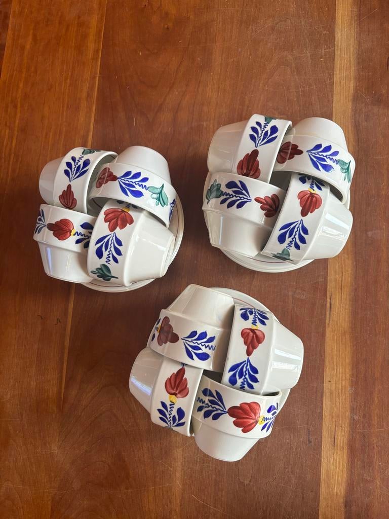 12 Boerenbont Koffiekopjes met Schotel, Gebruikt, Ophalen of Verzenden, Kop(pen) en/of Schotel(s), Aardewerk