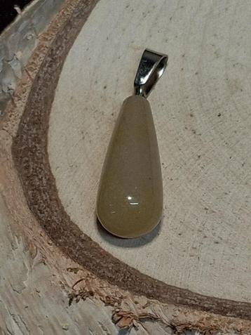 mooie hanger calciet beschikbaar voor biedingen