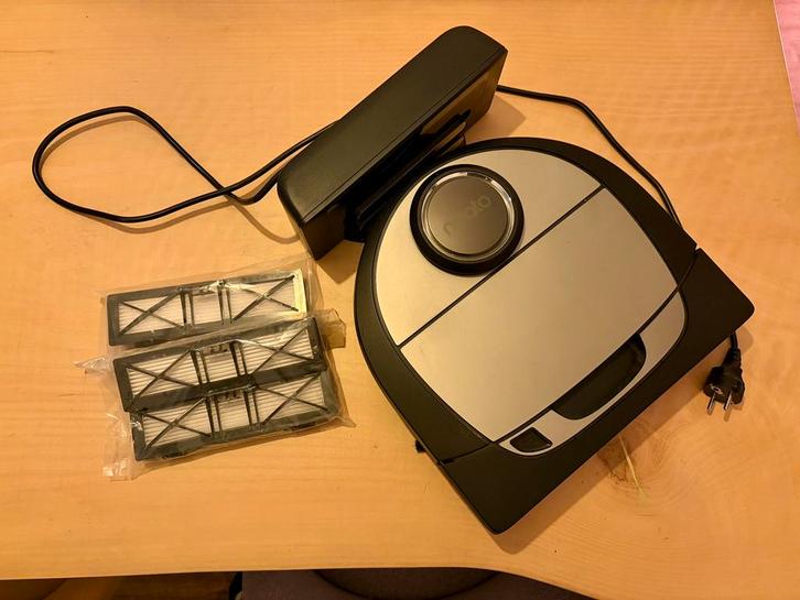 Neato D7 robotstofzuiger, Witgoed en Apparatuur, Stofzuigers, Gebruikt, Robotstofzuiger, Ophalen