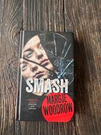 Smash - Margje Woodrow - Jeugdthriller, Boeken, Verzenden, Zo goed als nieuw, Fictie