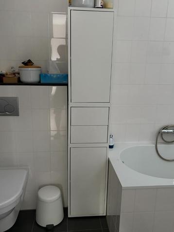 Ikea Eket kast (35x35x177cm)(wit) beschikbaar voor biedingen