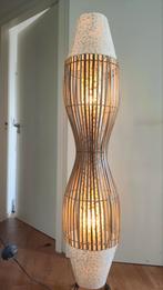 Staande Schelpenlamp - Sfeervol Design, Huis en Inrichting, Lampen | Vloerlampen, Ophalen, Zo goed als nieuw, Hout, 150 tot 200 cm