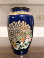Chinese vaas met pauwen, donkerblauw, Antiek en Kunst, Ophalen of Verzenden