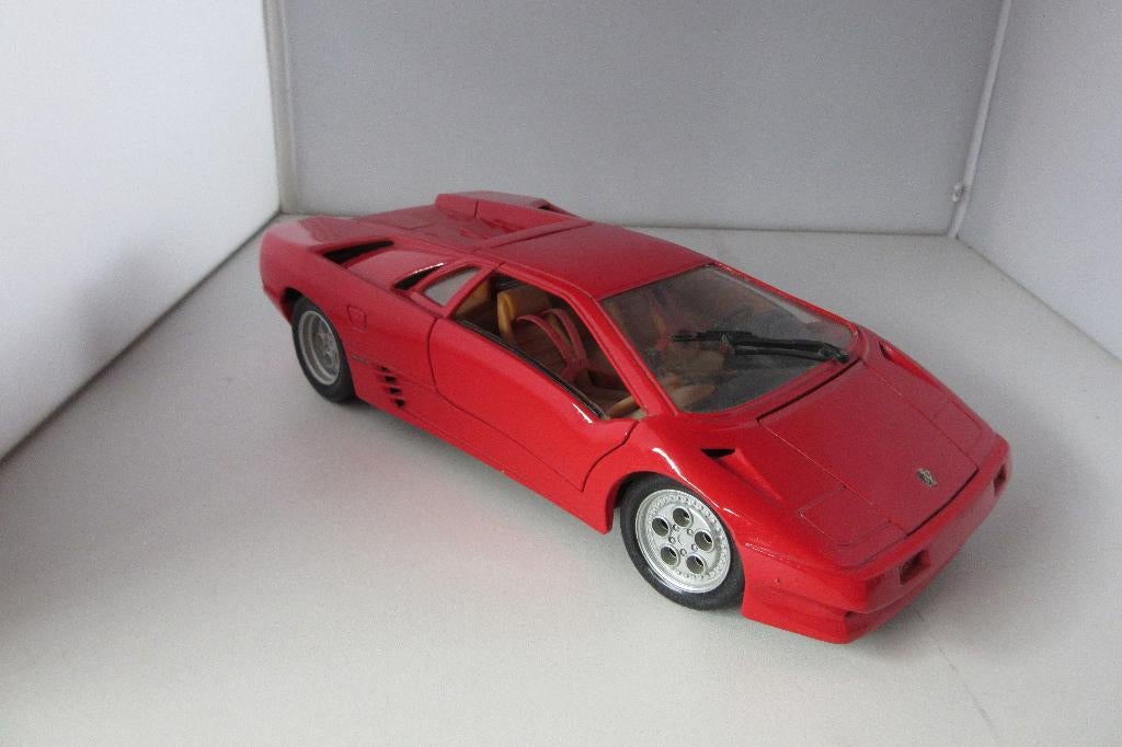 Lamborghini Diablo 1;18, Hobby en Vrije tijd, Modelauto's | 1:18, Ophalen of Verzenden, Zo goed als nieuw, Auto, Maisto
