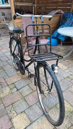 Omafiets een mooie met rekje voorop., Fietsen en Brommers, Fietsen | Dames | Omafietsen, 56 cm of meer, Ophalen, Zo goed als nieuw