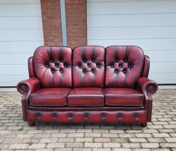 Chesterfield bank rood leer, origineel made in England  beschikbaar voor biedingen