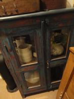 fraaie oude BLAUWE VITRINEKAST, 2 laags, Ophalen