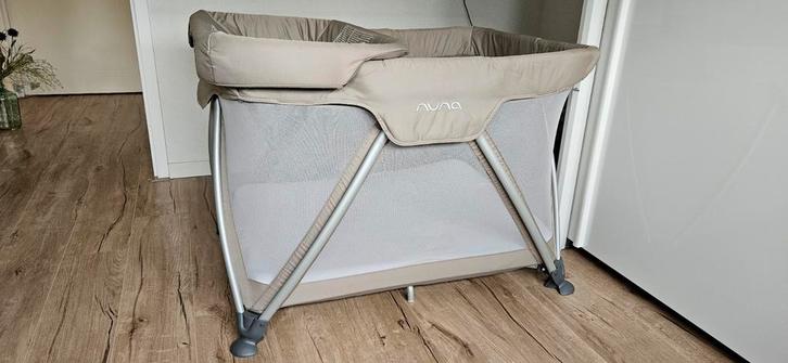 Te koop Nuna sena campingbed, Kinderen en Baby's, Kinderkamer | Bedden, Gebruikt, Minder dan 140 cm, Minder dan 70 cm, Ophalen