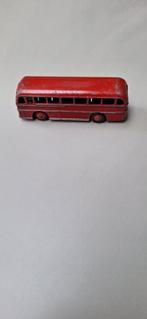 Dinky Toys Duple Roadmaster Bus, Ophalen