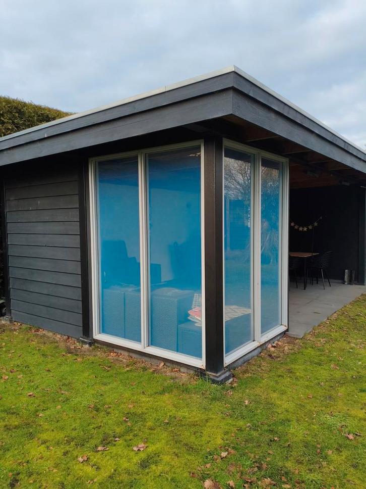 Stalen kozijnen met veiligheidsglas., Tuin en Terras, Tuinhuizen, Metaal, Minder dan 250 cm, Zonder ramen, Ophalen