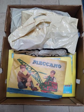 2 grote dozen Meccano Temsi Constructor Jafoworks beschikbaar voor biedingen
