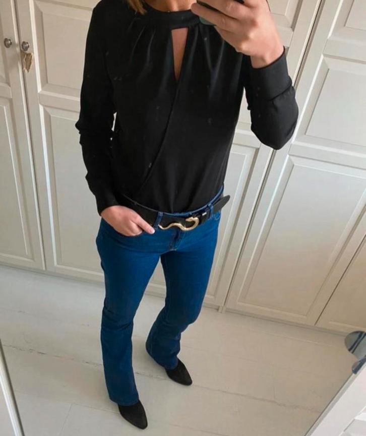 Kocca overslag top met opengewerkte voorkant, Kleding | Dames, Tops, Zo goed als nieuw, Maat 38/40 (M), Zwart, Lange mouw, Ophalen of Verzenden