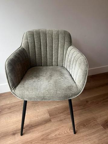 Twee eetkamerstoelen Como van Kwantum licht groen beschikbaar voor biedingen