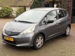 Honda Jazz 1.2 2012 airco nieuwe Apk, Auto's, Honda, Voorwielaandrijving, Euro 5, Zwart, 4 cilinders