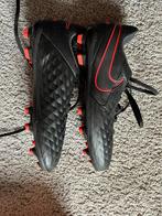 Gloednieuwe leren voetbalschoenen Nike maat 38, Sport en Fitness, Voetbal, Ophalen of Verzenden, Nieuw, Schoenen