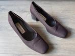 Schoenen / pumps -- maat 37,5 -- merk: Scavesti, Bruin, Ophalen of Verzenden, Zo goed als nieuw, Scavesti
