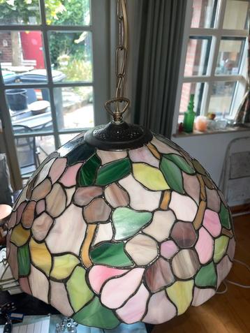 Tiffany Hanglamp Massive - Prachtige Kleuren! beschikbaar voor biedingen