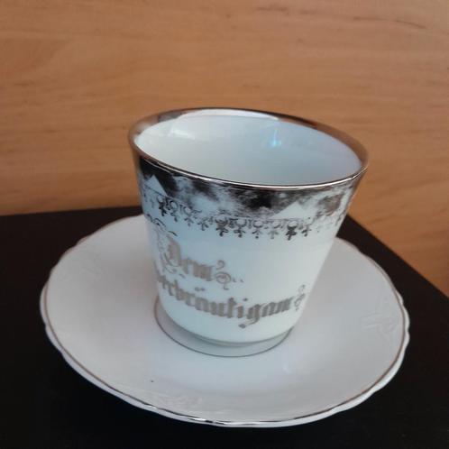 Oude kop en schotel "Dem Silberbräutigam", Antiek en Kunst, Curiosa en Brocante, Ophalen of Verzenden