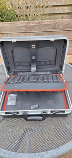 Gereedschapskoffer zo goed als nieuw!, Ophalen