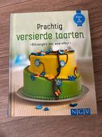 Prachtig versierde taarten - Kookboek, Ophalen of Verzenden, Zo goed als nieuw, Overige gebieden, Taart, Gebak en Desserts