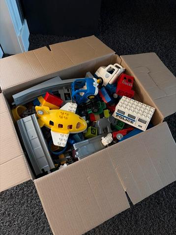 Grote doos Duplo - Veel speelplezier! beschikbaar voor biedingen