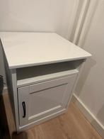 Nachtkastje van Ikea, Huis en Inrichting, Slaapkamer | Nachtkastjes, Ophalen, Zo goed als nieuw, Hout, Minder dan 45 cm