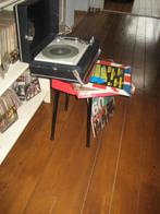sixties vintage platenspeler tafeltje en lps, Ophalen of Verzenden, Gebruikt, Overige merken