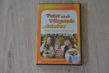 PETER EN DE VLIEGENDE AUTOBUS een film van Karst van der Meu beschikbaar voor biedingen